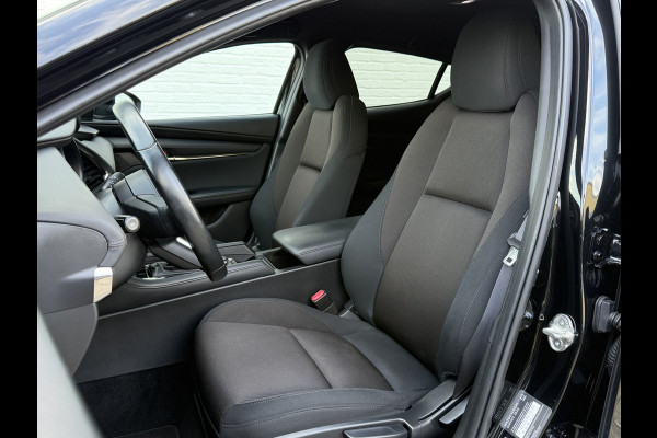 Mazda 3 2.0 e-SkyActiv-X M Hybrid 180 Comfort | CarPlay | LED | HUD | DAB+ | Camera