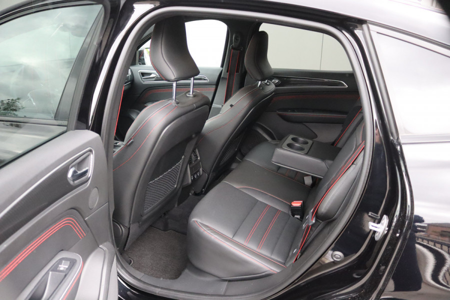 Renault Arkana 1.3 mild hybrid 160 R.S. line Navigatie/Camera/Winter-pack/Adaptive-cruise