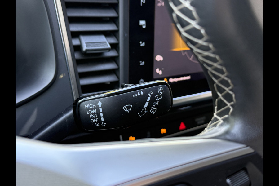 Seat Ateca 1.5 TSI Style Business Intense | Park Assist | Camera | Apple/Android Auto