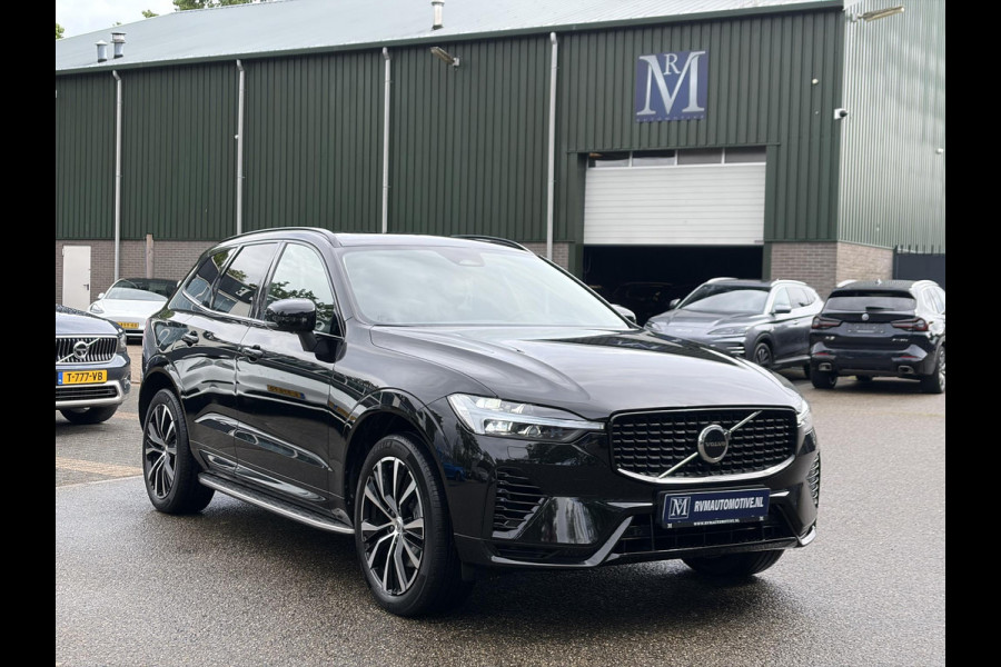 Volvo XC60 2.0 T8 Plug-in hybrid AWD Ultimate Dark Volvo XC60 VOLVO DEALER ONDERHOUDEN | PANODAK | ELEKTRISCHE TREKHAAK | CAMERA | STOEL- & STUURVERWARMING | HEAD-UP DISPLAY | MEMORY SEATS | HARMAN & KARDON | 20 INCH | RIJKLAAR + 12 MND BOVAG