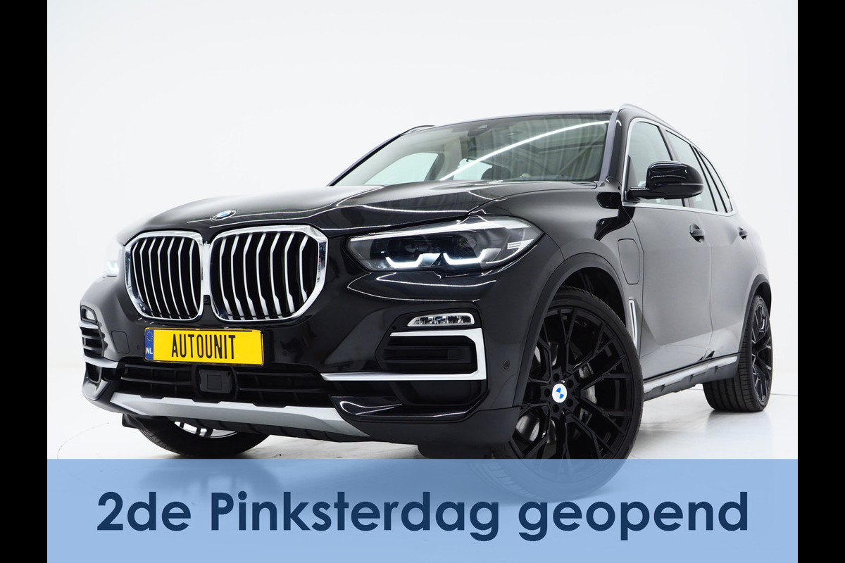 BMW X5 xDrive45e High Executive | Panoramadak | Leder | Trekhaak | Luchtvering | HUD | Camera | Sfeerlicht | Carplay