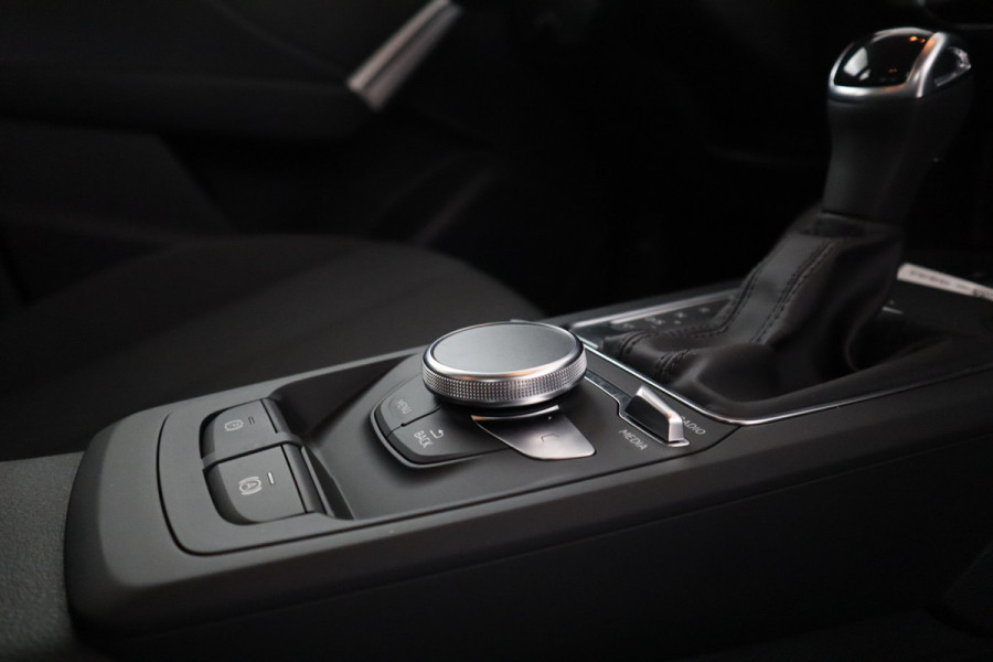 Audi Q2 35 TFSI Advanced edition Virtual cockpit, Apple carplay, Climate