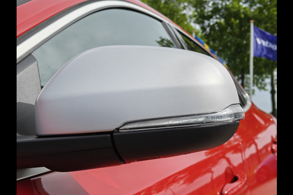 Volvo V40 T3 152PK Automaat Polar+ Sport | R-Design | Panoramadak | Cruise control | Stoelverwarming |