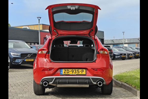 Volvo V40 T3 152PK Automaat Polar+ Sport | R-Design | Panoramadak | Cruise control | Stoelverwarming |
