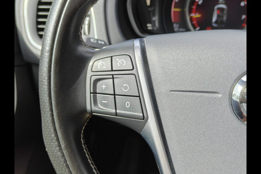 Volvo V40 T3 152PK Automaat Polar+ Sport | R-Design | Panoramadak | Cruise control | Stoelverwarming |