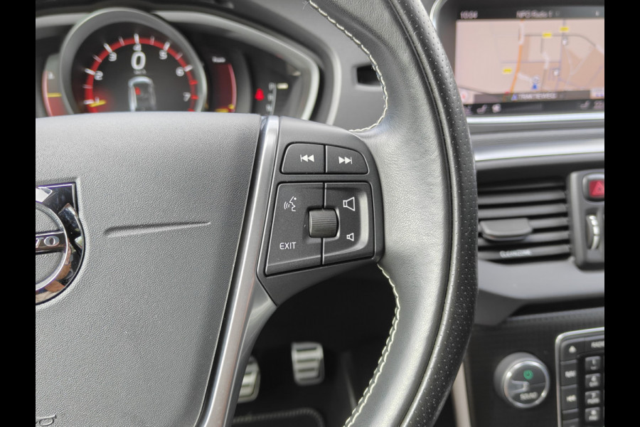 Volvo V40 T3 152PK Automaat Polar+ Sport | R-Design | Panoramadak | Cruise control | Stoelverwarming |