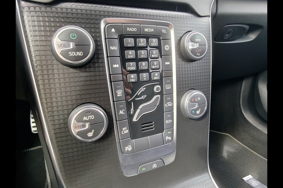 Volvo V40 T3 152PK Automaat Polar+ Sport | R-Design | Panoramadak | Cruise control | Stoelverwarming |