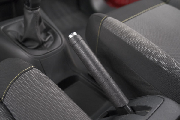 Citroën C3 PureTech 82 S&S Feel | Parkeersensoren | Climate Control | Navigatie | Pack Visibility