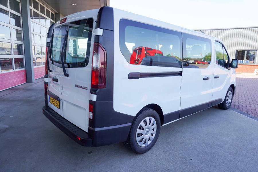 Renault Trafic Passenger 2.0 dCi 120PK Grand Life 9 Persoons nr. V036 | Airco | Cruise | Navi
