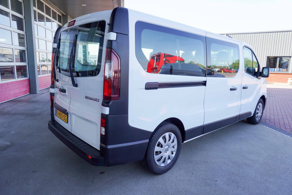 Renault Trafic Passenger 2.0 dCi 120PK Grand Life 9 Persoons nr. V036 | Airco | Cruise | Navi