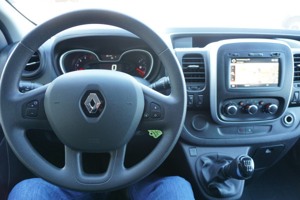 Renault Trafic Passenger 2.0 dCi 120PK Grand Life 9 Persoons nr. V036 | Airco | Cruise | Navi