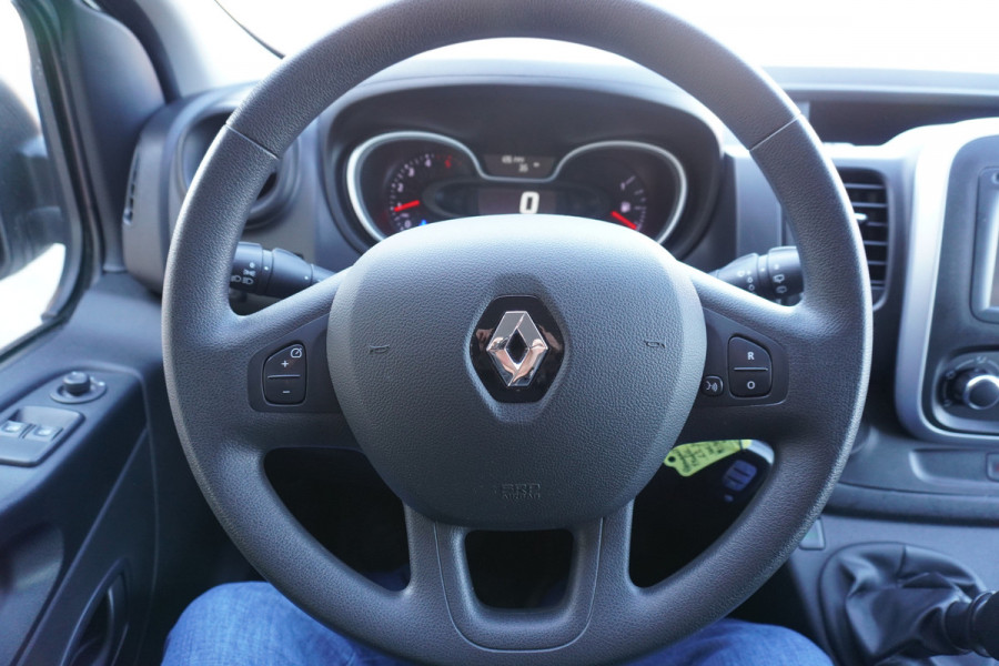 Renault Trafic Passenger 2.0 dCi 120PK Grand Life 9 Persoons nr. V036 | Airco | Cruise | Navi