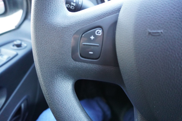 Renault Trafic Passenger 2.0 dCi 120PK Grand Life 9 Persoons nr. V036 | Airco | Cruise | Navi
