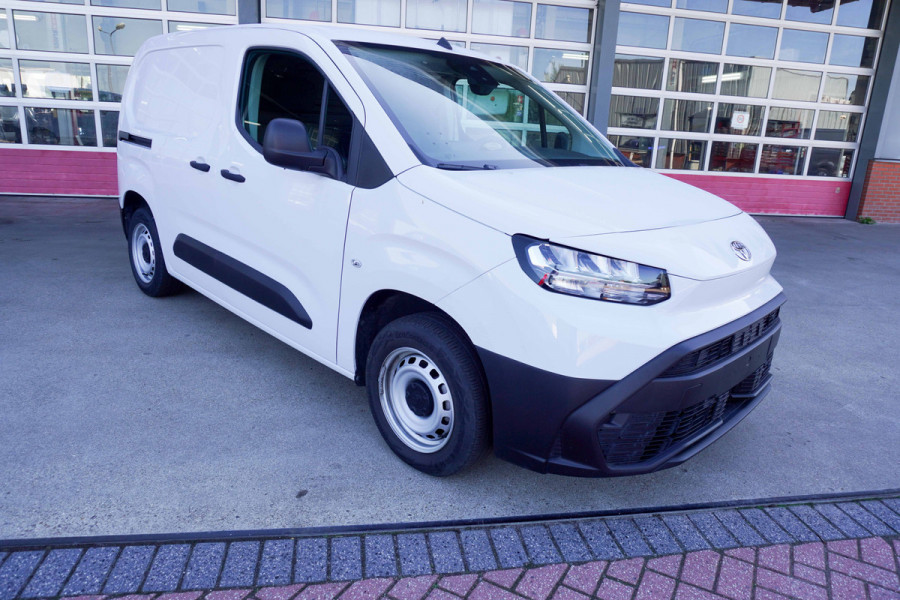 Toyota PROACE CITY 1.5 D-4D 100PK nr. V047 | Airco | Cruise | Trekhaak | DAB | Betimmering