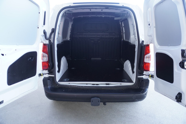 Toyota PROACE CITY 1.5 D-4D 100PK nr. V047 | Airco | Cruise | Trekhaak | DAB | Betimmering