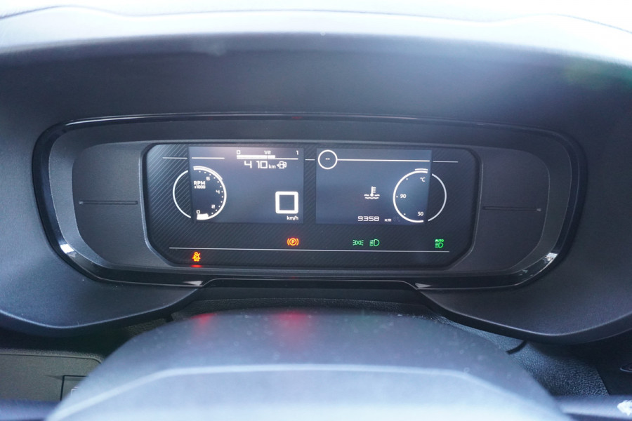 Toyota PROACE CITY 1.5 D-4D 100PK nr. V047 | Airco | Cruise | Trekhaak | DAB | Betimmering