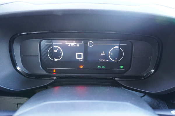 Toyota PROACE CITY 1.5 D-4D 100PK nr. V047 | Airco | Cruise | Trekhaak | DAB | Betimmering