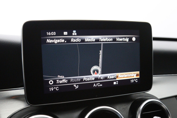 Mercedes-Benz C-Klasse 180 AMG-Line Sport Edition, Schuif-Kanteldak, Trekhaak, 360 Camera