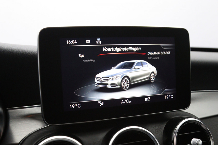 Mercedes-Benz C-Klasse 180 AMG-Line Sport Edition, Schuif-Kanteldak, Trekhaak, 360 Camera