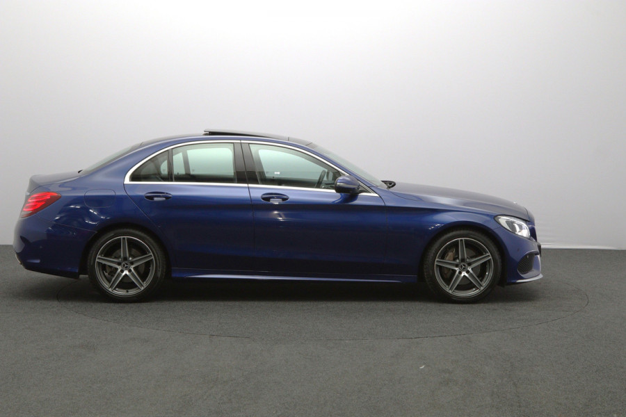 Mercedes-Benz C-Klasse 180 AMG-Line Sport Edition, Schuif-Kanteldak, Trekhaak, 360 Camera