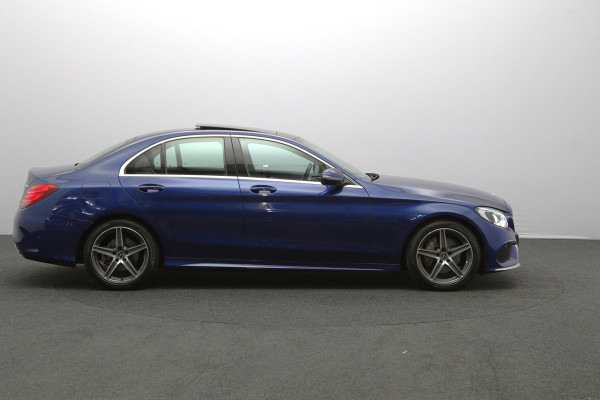 Mercedes-Benz C-Klasse 180 AMG-Line Sport Edition, Schuif-Kanteldak, Trekhaak, 360 Camera
