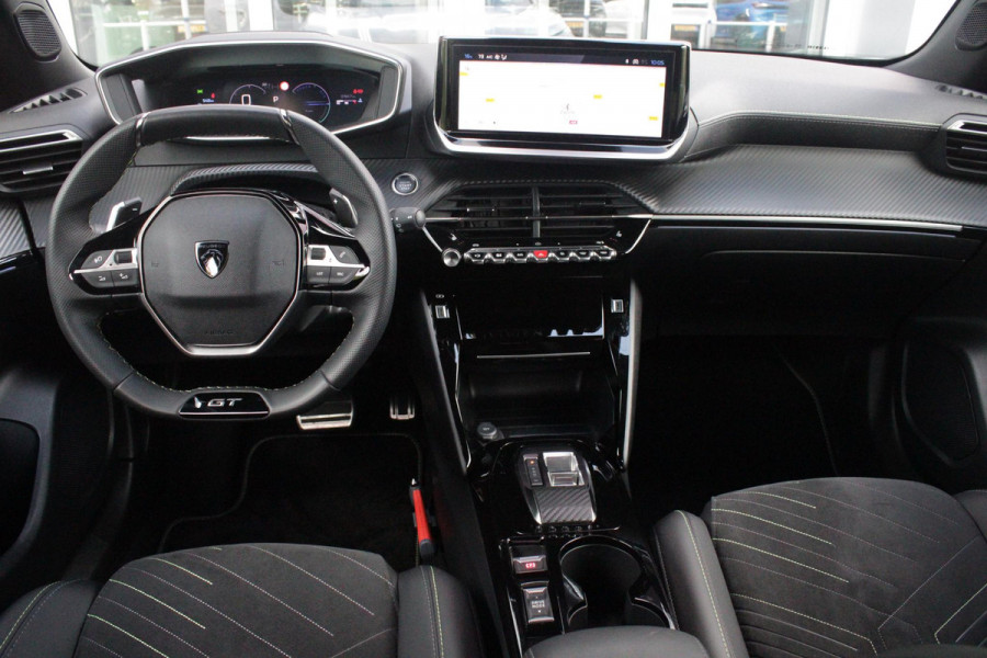 Peugeot 2008 1.2 Hybrid 145 GT PACK | ELEKTRISCH BEDIENBARE BESTUURDERSSTOEL | NAVIGATIE | FULL LED KOPLAMPEN | DRAADLOZE APPLE CARPLAY/ANDROID AUTO | ADAPTIVE CRUISE CONTROL | CAMERA VOOR + ACHTER | CLIMATE CONTROL | LICHTMETALEN VELGEN 17" | KEYLESS ENTRY/START | DAB+ RADIO | ALCANTARA/LEDEREN BEKLEDING  | DODEHOEK DETECTIE | PARKEERSENSOREN VOOR + ACHTER | STOEL VERWARMING | DRAADLOZE TELEFOONLADER |