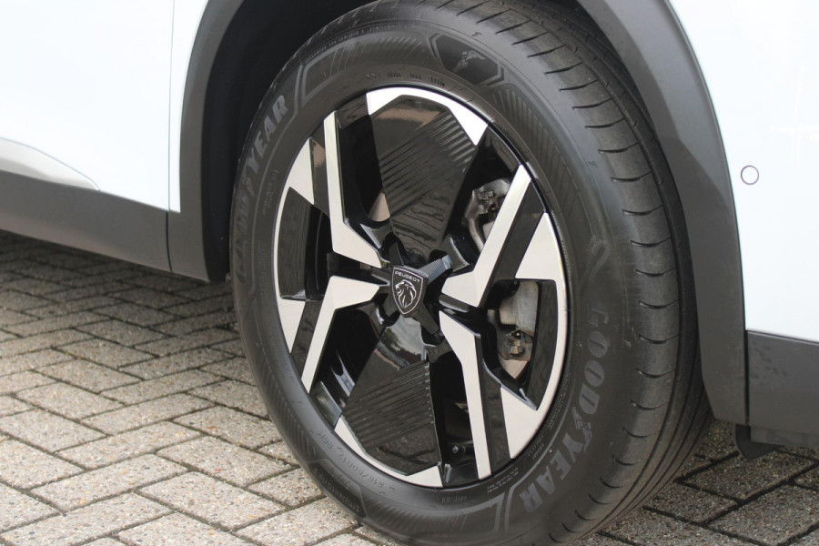 Peugeot 2008 1.2 Hybrid 145 GT PACK | ELEKTRISCH BEDIENBARE BESTUURDERSSTOEL | NAVIGATIE | FULL LED KOPLAMPEN | DRAADLOZE APPLE CARPLAY/ANDROID AUTO | ADAPTIVE CRUISE CONTROL | CAMERA VOOR + ACHTER | CLIMATE CONTROL | LICHTMETALEN VELGEN 17" | KEYLESS ENTRY/START | DAB+ RADIO | ALCANTARA/LEDEREN BEKLEDING  | DODEHOEK DETECTIE | PARKEERSENSOREN VOOR + ACHTER | STOEL VERWARMING | DRAADLOZE TELEFOONLADER |