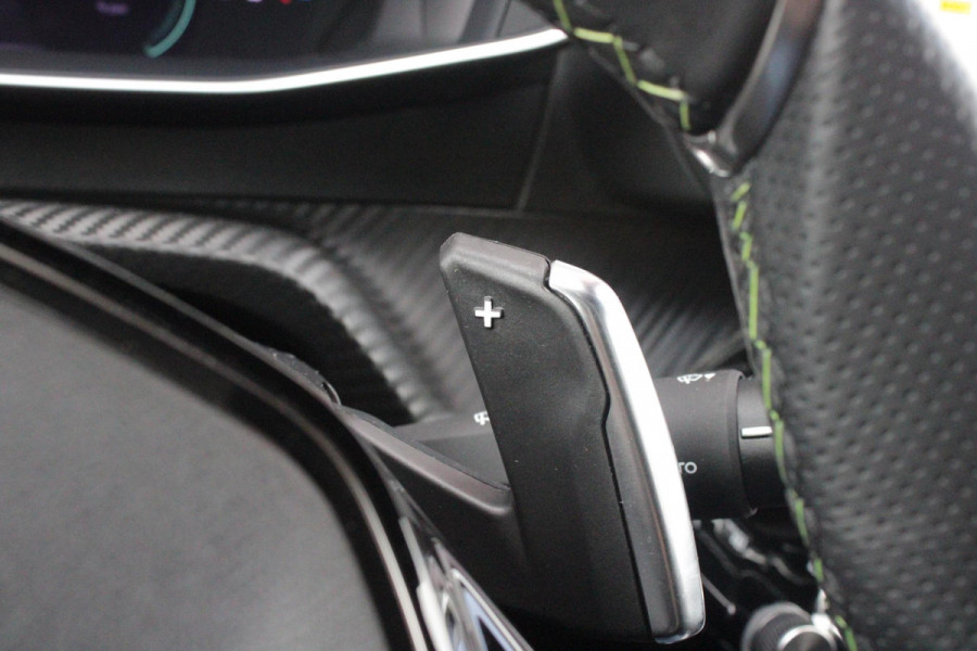 Peugeot 2008 1.2 Hybrid 145 GT PACK | ELEKTRISCH BEDIENBARE BESTUURDERSSTOEL | NAVIGATIE | FULL LED KOPLAMPEN | DRAADLOZE APPLE CARPLAY/ANDROID AUTO | ADAPTIVE CRUISE CONTROL | CAMERA VOOR + ACHTER | CLIMATE CONTROL | LICHTMETALEN VELGEN 17" | KEYLESS ENTRY/START | DAB+ RADIO | ALCANTARA/LEDEREN BEKLEDING  | DODEHOEK DETECTIE | PARKEERSENSOREN VOOR + ACHTER | STOEL VERWARMING | DRAADLOZE TELEFOONLADER |