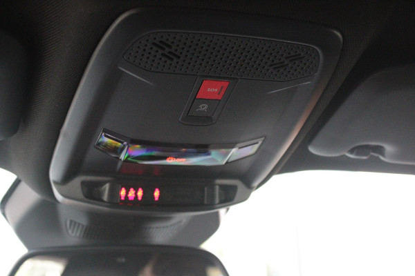 Peugeot 2008 1.2 Hybrid 145 GT PACK | ELEKTRISCH BEDIENBARE BESTUURDERSSTOEL | NAVIGATIE | FULL LED KOPLAMPEN | DRAADLOZE APPLE CARPLAY/ANDROID AUTO | ADAPTIVE CRUISE CONTROL | CAMERA VOOR + ACHTER | CLIMATE CONTROL | LICHTMETALEN VELGEN 17" | KEYLESS ENTRY/START | DAB+ RADIO | ALCANTARA/LEDEREN BEKLEDING  | DODEHOEK DETECTIE | PARKEERSENSOREN VOOR + ACHTER | STOEL VERWARMING | DRAADLOZE TELEFOONLADER |
