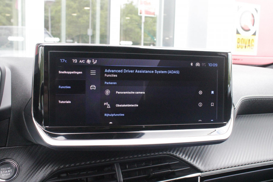 Peugeot 2008 1.2 Hybrid 145 GT PACK | ELEKTRISCH BEDIENBARE BESTUURDERSSTOEL | NAVIGATIE | FULL LED KOPLAMPEN | DRAADLOZE APPLE CARPLAY/ANDROID AUTO | ADAPTIVE CRUISE CONTROL | CAMERA VOOR + ACHTER | CLIMATE CONTROL | LICHTMETALEN VELGEN 17" | KEYLESS ENTRY/START | DAB+ RADIO | ALCANTARA/LEDEREN BEKLEDING  | DODEHOEK DETECTIE | PARKEERSENSOREN VOOR + ACHTER | STOEL VERWARMING | DRAADLOZE TELEFOONLADER |