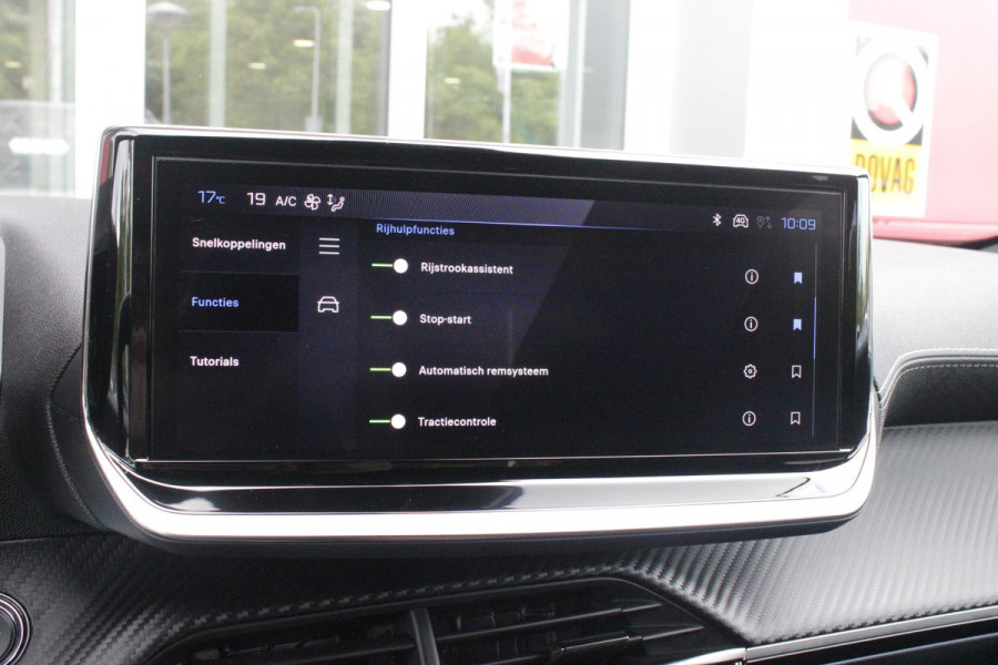 Peugeot 2008 1.2 Hybrid 145 GT PACK | ELEKTRISCH BEDIENBARE BESTUURDERSSTOEL | NAVIGATIE | FULL LED KOPLAMPEN | DRAADLOZE APPLE CARPLAY/ANDROID AUTO | ADAPTIVE CRUISE CONTROL | CAMERA VOOR + ACHTER | CLIMATE CONTROL | LICHTMETALEN VELGEN 17" | KEYLESS ENTRY/START | DAB+ RADIO | ALCANTARA/LEDEREN BEKLEDING  | DODEHOEK DETECTIE | PARKEERSENSOREN VOOR + ACHTER | STOEL VERWARMING | DRAADLOZE TELEFOONLADER |
