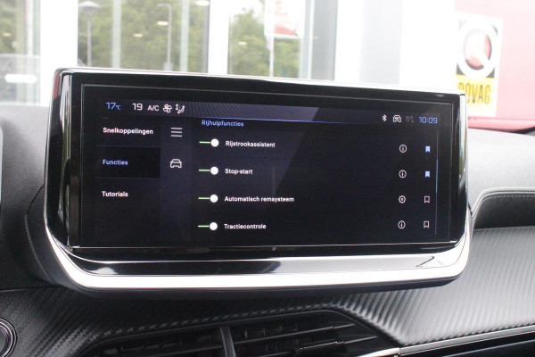 Peugeot 2008 1.2 Hybrid 145 GT PACK | ELEKTRISCH BEDIENBARE BESTUURDERSSTOEL | NAVIGATIE | FULL LED KOPLAMPEN | DRAADLOZE APPLE CARPLAY/ANDROID AUTO | ADAPTIVE CRUISE CONTROL | CAMERA VOOR + ACHTER | CLIMATE CONTROL | LICHTMETALEN VELGEN 17" | KEYLESS ENTRY/START | DAB+ RADIO | ALCANTARA/LEDEREN BEKLEDING  | DODEHOEK DETECTIE | PARKEERSENSOREN VOOR + ACHTER | STOEL VERWARMING | DRAADLOZE TELEFOONLADER |