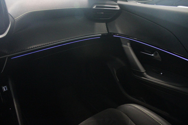 Peugeot 2008 1.2 Hybrid 145 GT PACK | ELEKTRISCH BEDIENBARE BESTUURDERSSTOEL | NAVIGATIE | FULL LED KOPLAMPEN | DRAADLOZE APPLE CARPLAY/ANDROID AUTO | ADAPTIVE CRUISE CONTROL | CAMERA VOOR + ACHTER | CLIMATE CONTROL | LICHTMETALEN VELGEN 17" | KEYLESS ENTRY/START | DAB+ RADIO | ALCANTARA/LEDEREN BEKLEDING  | DODEHOEK DETECTIE | PARKEERSENSOREN VOOR + ACHTER | STOEL VERWARMING | DRAADLOZE TELEFOONLADER |