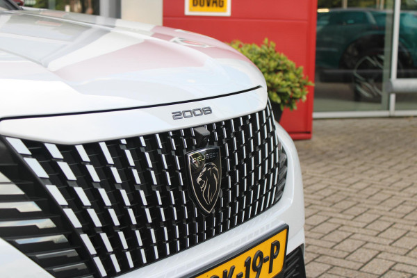 Peugeot 2008 1.2 Hybrid 145 GT PACK | ELEKTRISCH BEDIENBARE BESTUURDERSSTOEL | NAVIGATIE | FULL LED KOPLAMPEN | DRAADLOZE APPLE CARPLAY/ANDROID AUTO | ADAPTIVE CRUISE CONTROL | CAMERA VOOR + ACHTER | CLIMATE CONTROL | LICHTMETALEN VELGEN 17" | KEYLESS ENTRY/START | DAB+ RADIO | ALCANTARA/LEDEREN BEKLEDING  | DODEHOEK DETECTIE | PARKEERSENSOREN VOOR + ACHTER | STOEL VERWARMING | DRAADLOZE TELEFOONLADER |