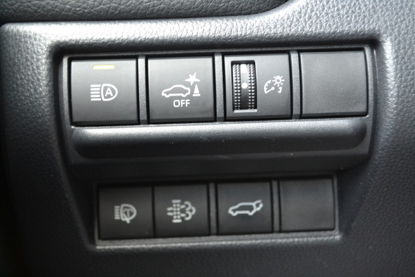 Toyota Land Cruiser 250 2.8 D-4D Blind Van Navigator