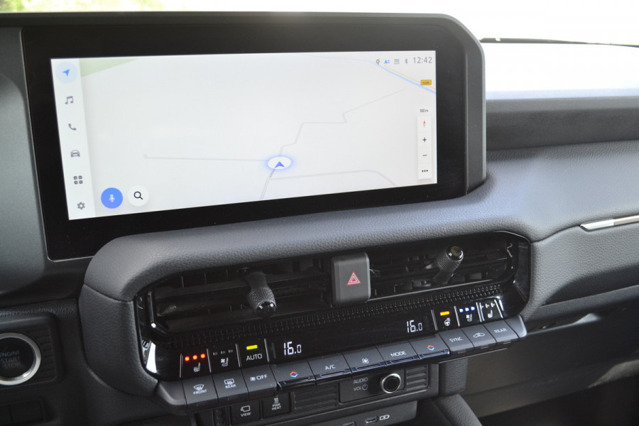 Toyota Land Cruiser 250 2.8 D-4D Blind Van Navigator