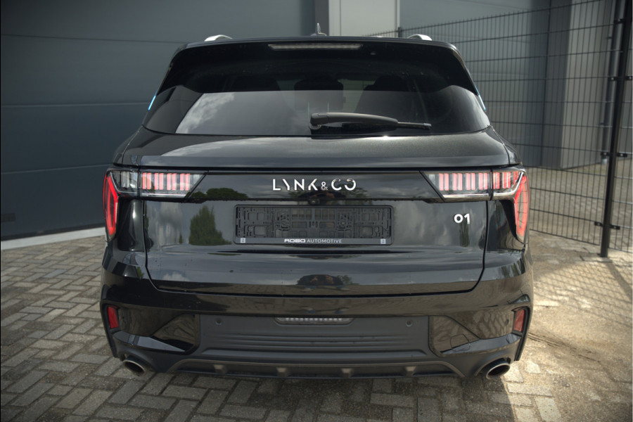 Lynk & Co 01 1.5 | Panoramadak | Stoelverwarming | Keyless | Apple Carplay | Adaptive Cruise Control | Infinity | Navigatie | Camera | Parkeersensoren | SOH 95,36%