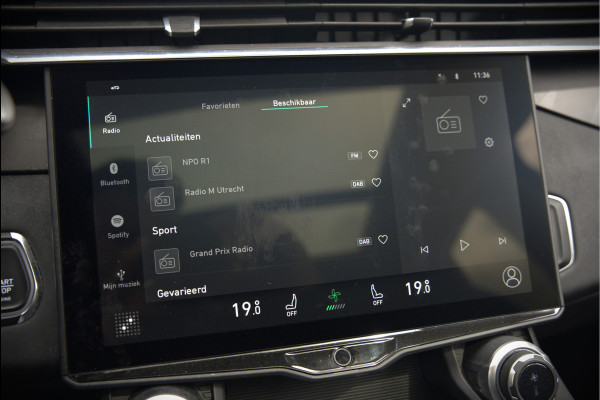 Lynk & Co 01 1.5 | Panoramadak | Stoelverwarming | Keyless | Apple Carplay | Adaptive Cruise Control | Infinity | Navigatie | Camera | Parkeersensoren | SOH 95,36%