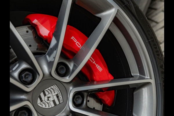 Porsche 911 3.0 Carrera 4S - Schuifdak - Stoelventilatie - ACC - 18-Weg Stoelen - Sport Chrono