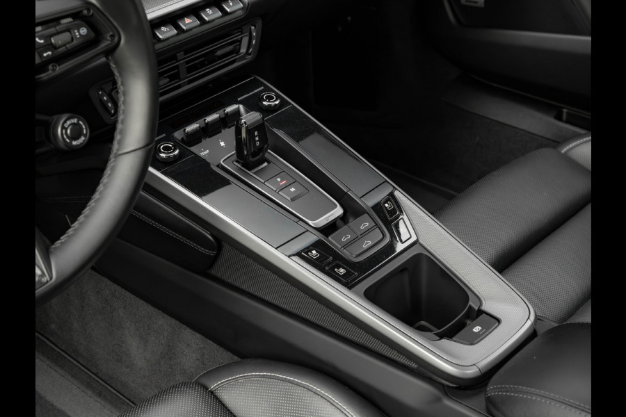 Porsche 911 3.0 Carrera 4S - Schuifdak - Stoelventilatie - ACC - 18-Weg Stoelen - Sport Chrono