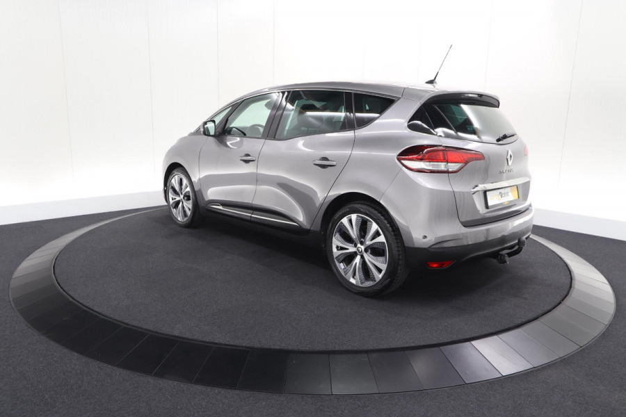 Renault Scénic TCe 130 Intens | Trekhaak | Panoramadak | Camera | Apple Carplay | Dodehoekdetectie