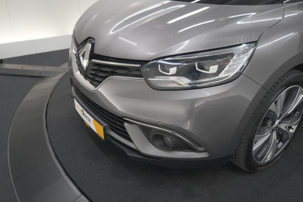Renault Scénic TCe 130 Intens | Trekhaak | Panoramadak | Camera | Apple Carplay | Dodehoekdetectie