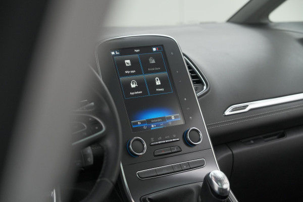 Renault Scénic TCe 130 Intens | Trekhaak | Panoramadak | Camera | Apple Carplay | Dodehoekdetectie