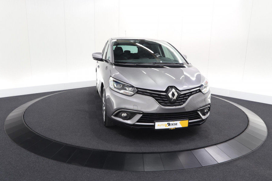 Renault Scénic TCe 130 Intens | Trekhaak | Panoramadak | Camera | Apple Carplay | Dodehoekdetectie