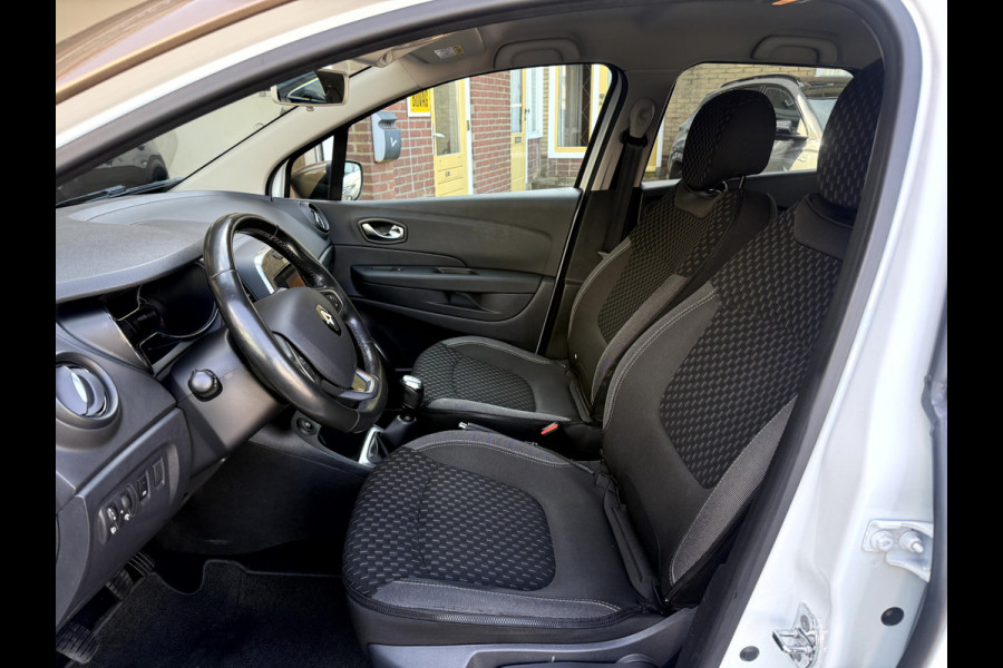Renault Captur 0.9 TCe Intens 17''Lmv, Trekhaak, Camera