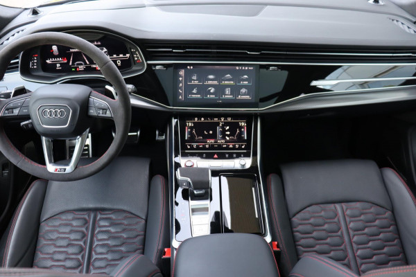 Audi RS Q8 4.0 TFSI quattro Dynamic+ B&O adv. dubbel glas trekhaak standkachel massage-stoelen schuifdak enz.