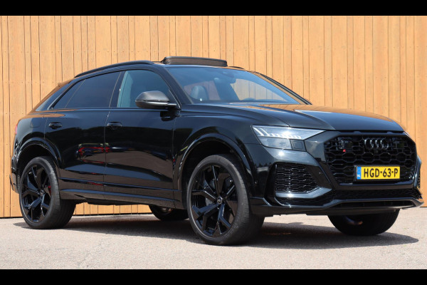Audi RS Q8 4.0 TFSI quattro Dynamic+ B&O adv. dubbel glas trekhaak standkachel massage-stoelen schuifdak enz.