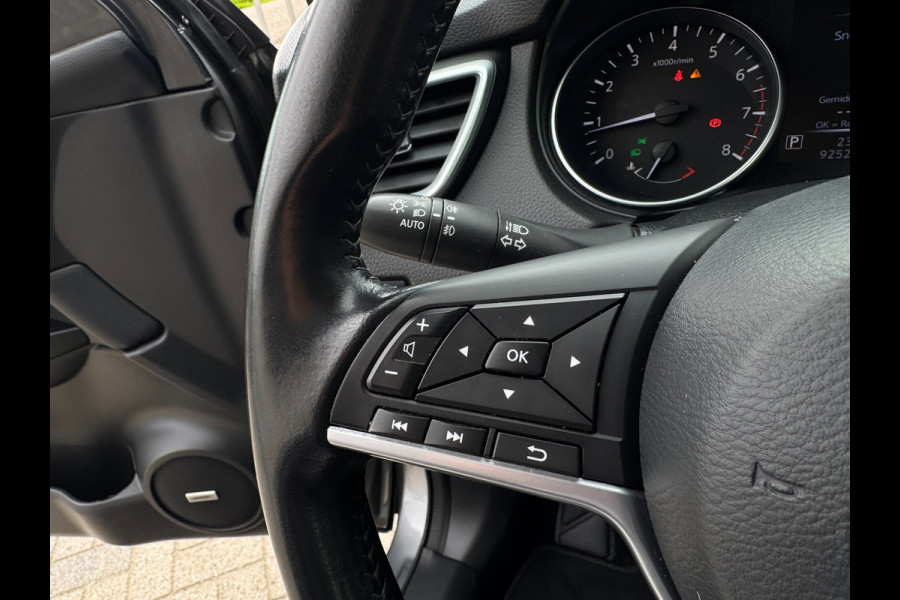 Nissan QASHQAI 1.2 Tekna+ 360 CAMERA / STOELVERW. / PANO / NAVI / PDC / TREKHAAK / LEDER / CRUISE / ECC / ELEKTR INKL SPIEG