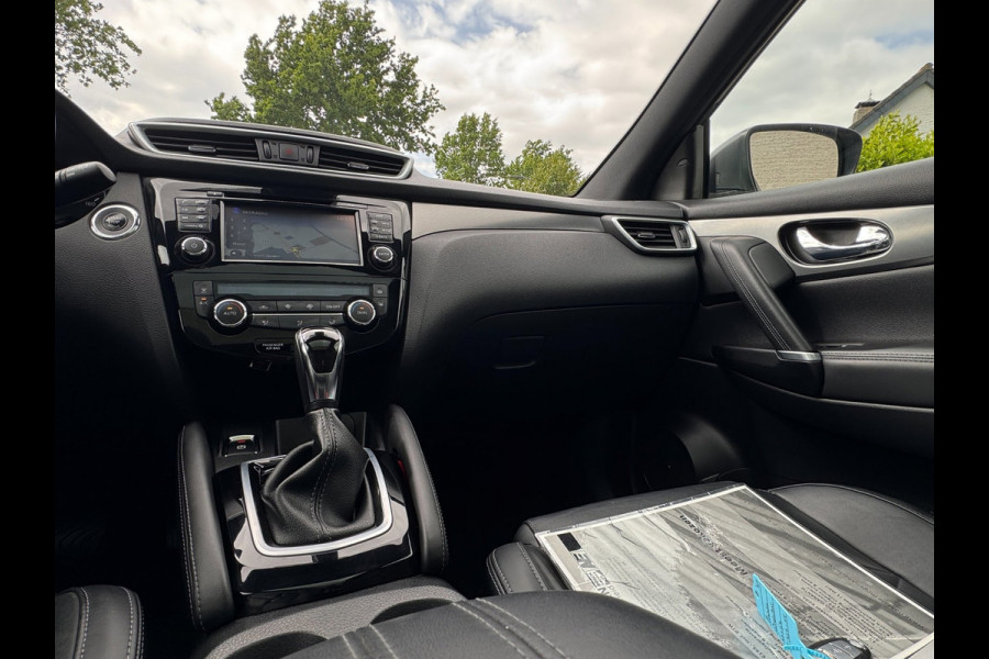 Nissan QASHQAI 1.2 Tekna+ 360 CAMERA / STOELVERW. / PANO / NAVI / PDC / TREKHAAK / LEDER / CRUISE / ECC / ELEKTR INKL SPIEG