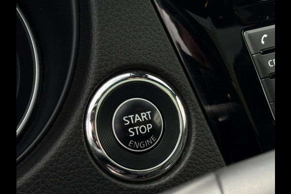 Nissan QASHQAI 1.2 Tekna+ 360 CAMERA / STOELVERW. / PANO / NAVI / PDC / TREKHAAK / LEDER / CRUISE / ECC / ELEKTR INKL SPIEG